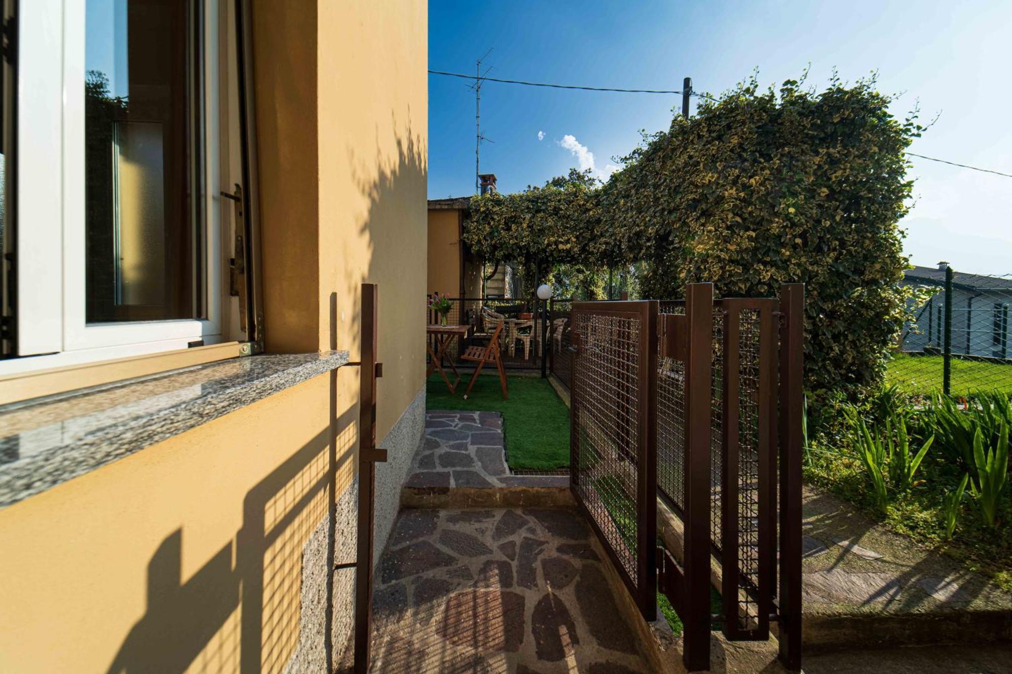 Moonlight - Lecco Getaway Apartment Ngoại thất bức ảnh